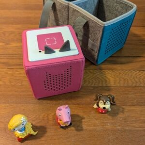 Tonies Toniebox and 3 Tonies